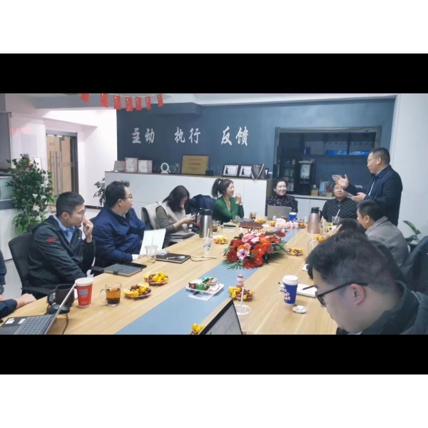 精彩速遞‖攜手并進，結(jié)伴同行！熱烈歡迎蔡司公司各位領(lǐng)導及優(yōu)秀同仁蒞臨指導！