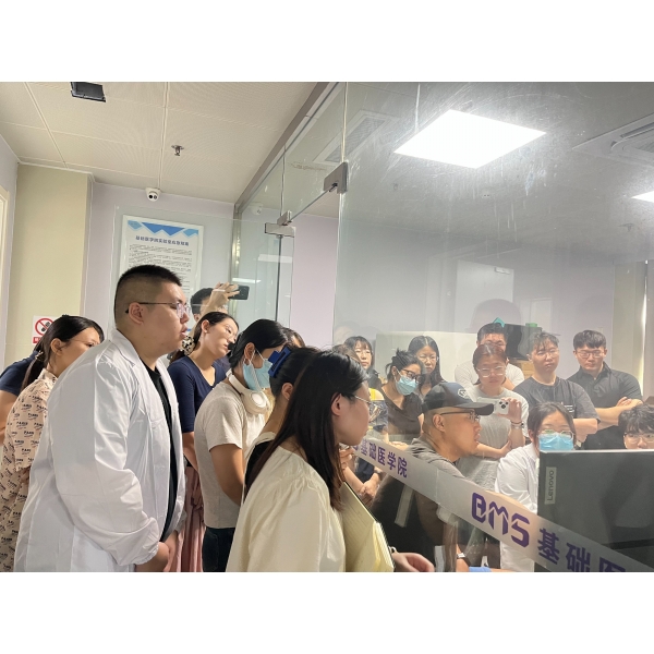 「高光時刻」恭喜譜康醫(yī)學(xué)SFLO-4全光譜流式細(xì)胞儀成功落戶山東大學(xué)基礎(chǔ)醫(yī)學(xué)院！